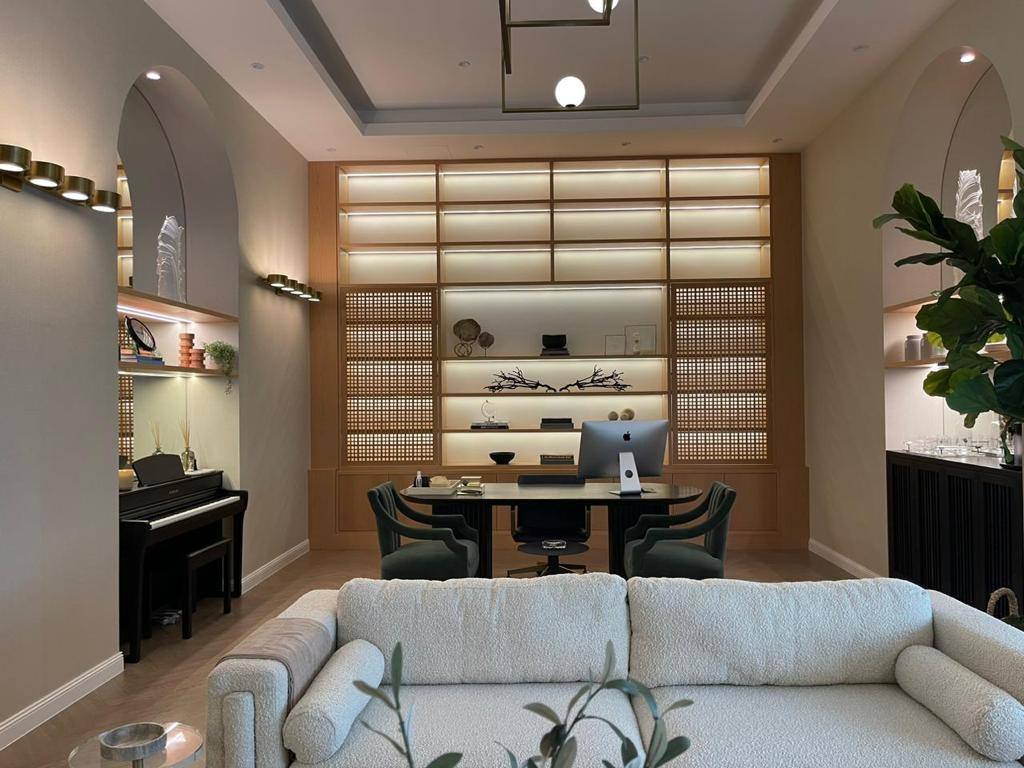 Private Home Office — gallery image 2
