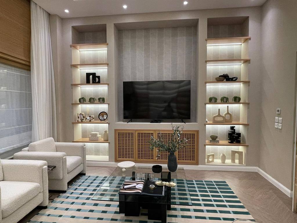 Private Home Office — gallery image 4